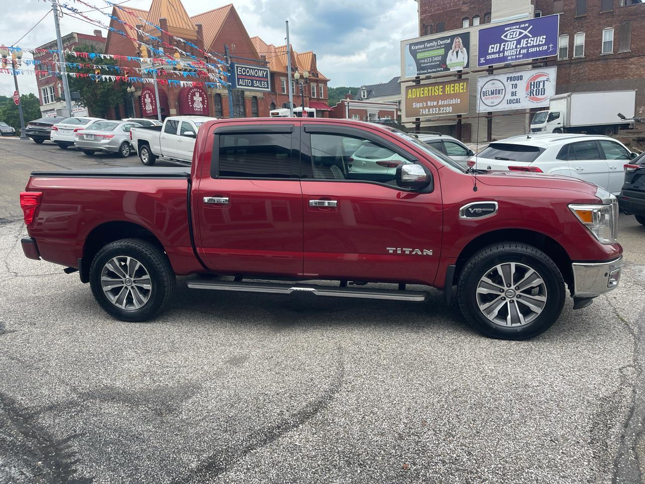 Nissan Titan 4x4 Crew Cab SL 2017