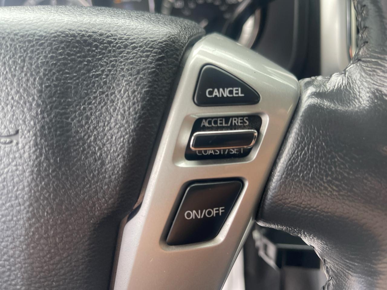 Nissan Titan 4x4 Crew Cab SL 2017