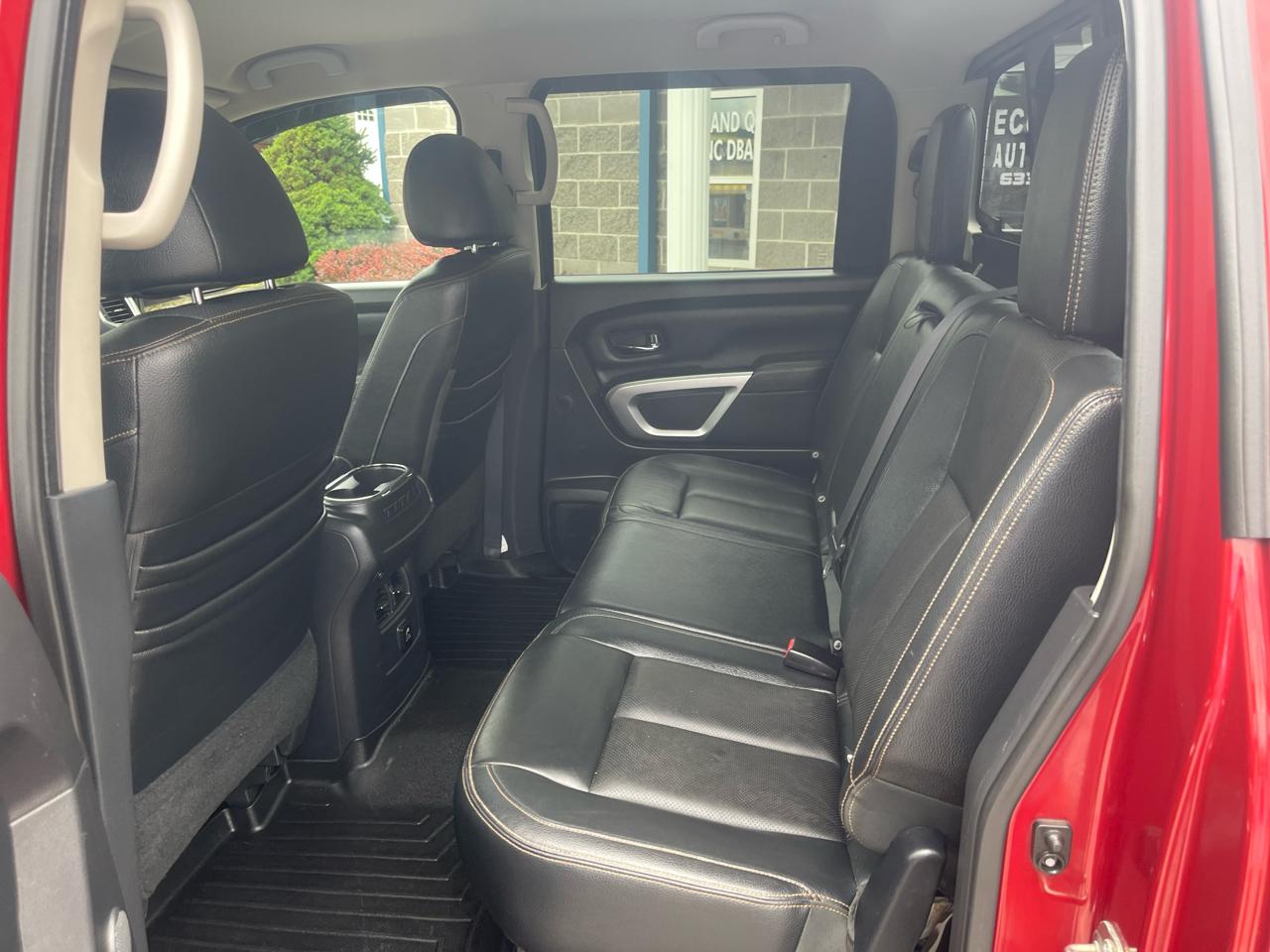 Nissan Titan 4x4 Crew Cab SL 2017