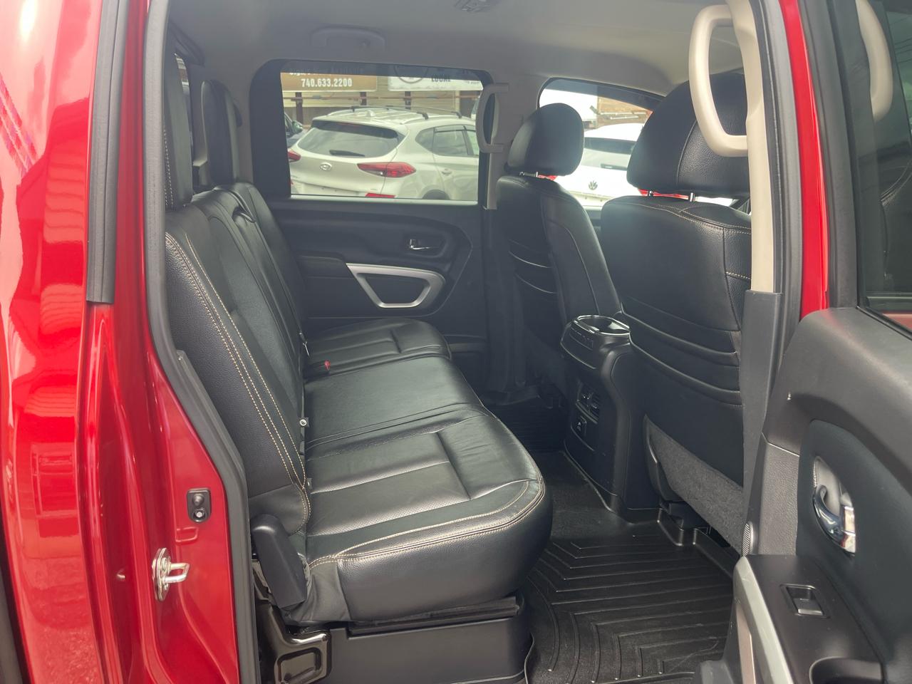 Nissan Titan 4x4 Crew Cab SL 2017