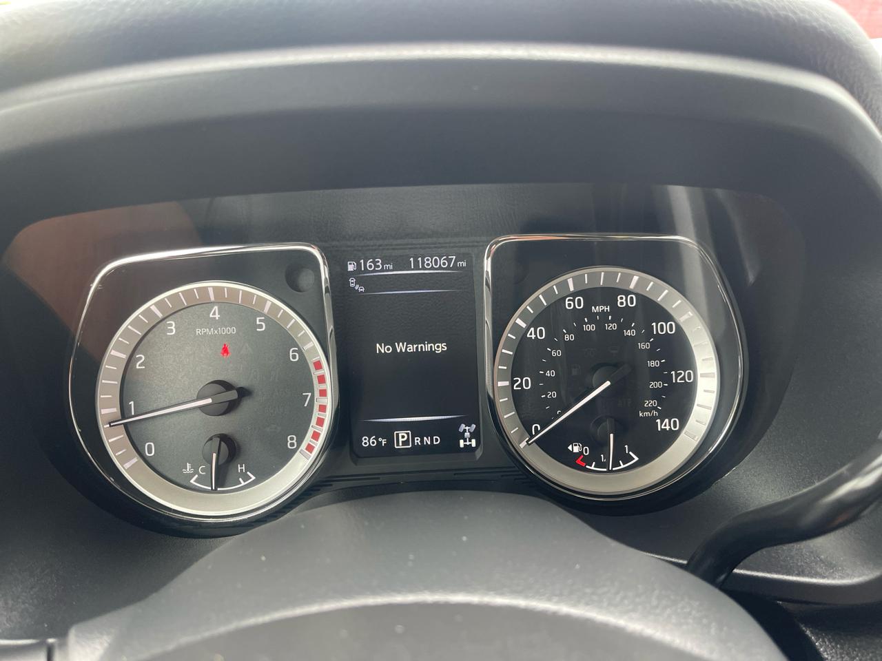 Nissan Titan 4x4 Crew Cab SL 2017