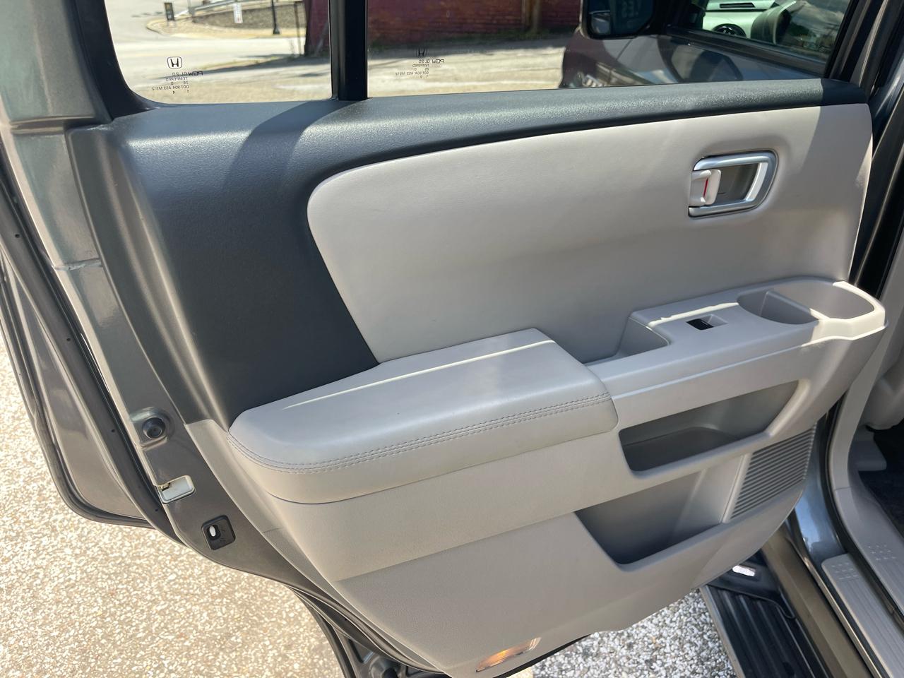 Honda Pilot 4WD 4dr EX-L w/Navi 2011