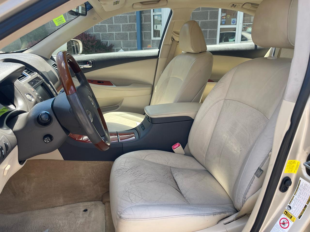 Lexus ES 350 4dr Sdn 2011