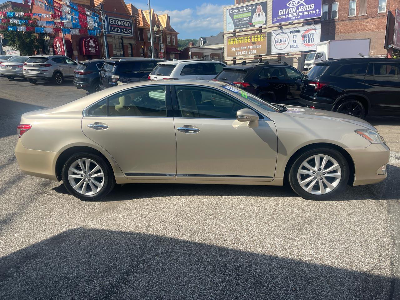 Lexus ES 350 4dr Sdn 2011