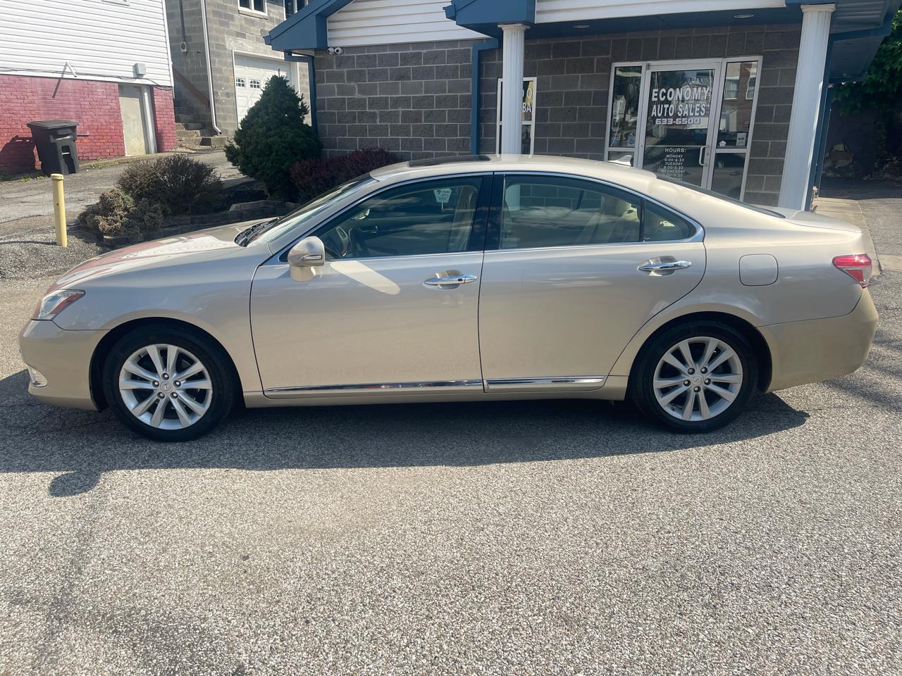Lexus ES 350 4dr Sdn 2011