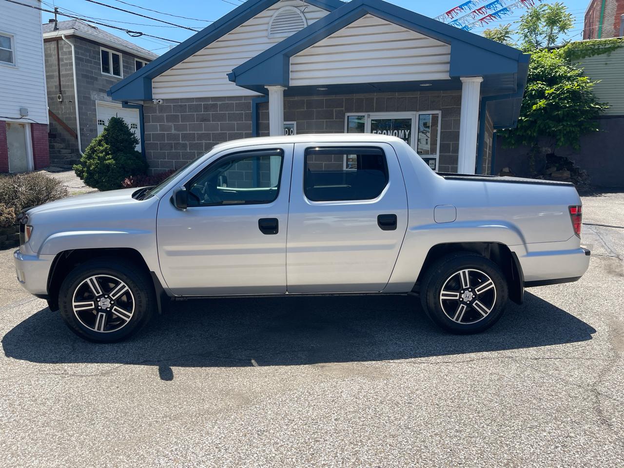 Honda Ridgeline 4WD Crew Cab Sport 2013