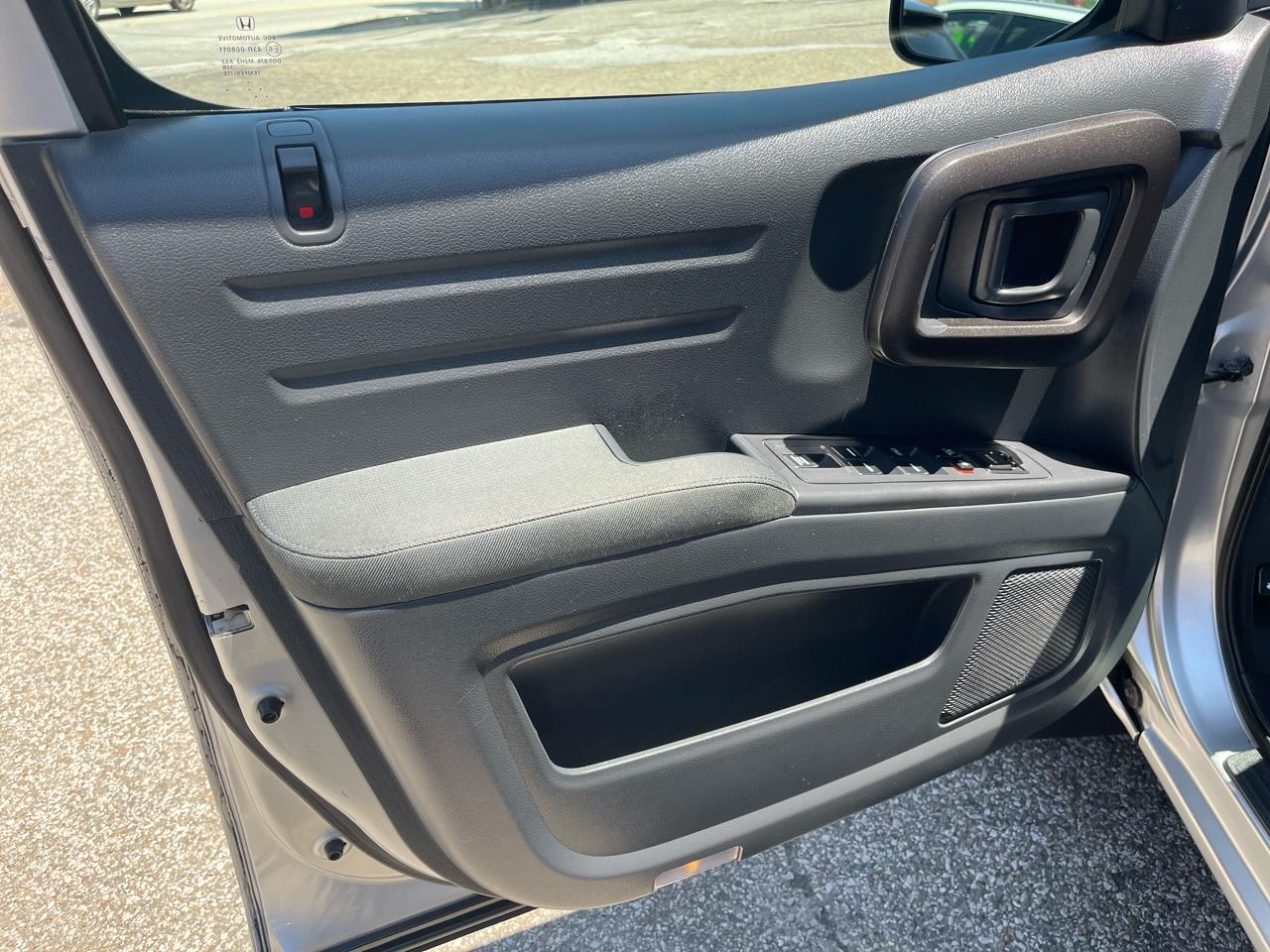 Honda Ridgeline 4WD Crew Cab Sport 2013
