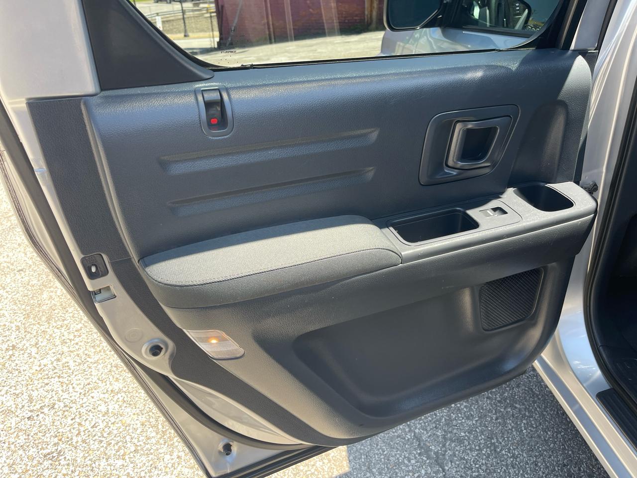 Honda Ridgeline 4WD Crew Cab Sport 2013