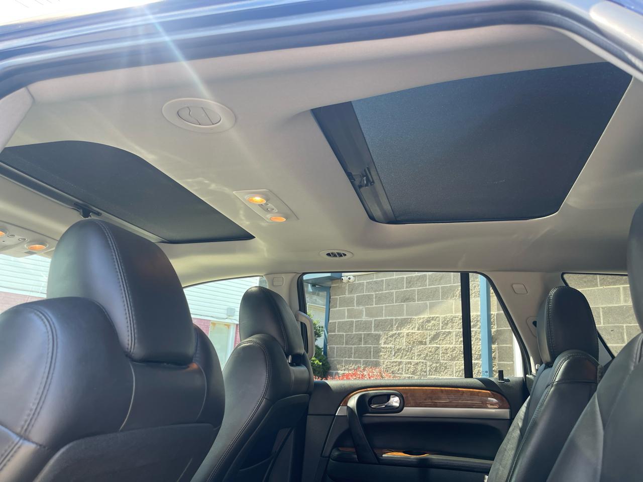 Buick Enclave AWD 4dr Premium 2012