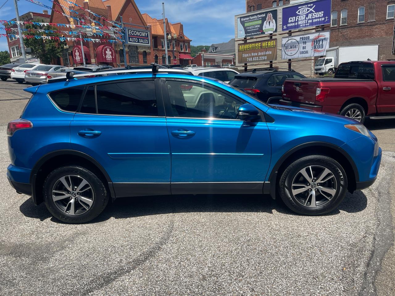 Toyota RAV4 AWD 4dr XLE (Natl) 2016