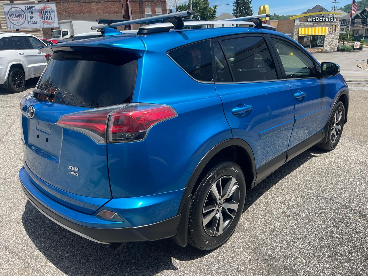 Toyota RAV4 AWD 4dr XLE (Natl) 2016