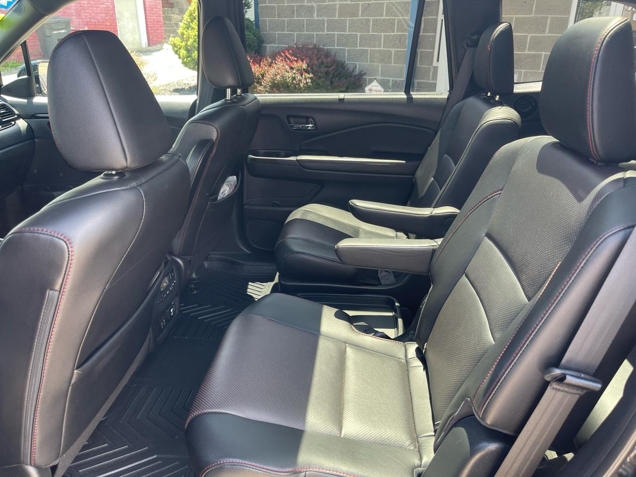 Honda Pilot Black Edition AWD 2021