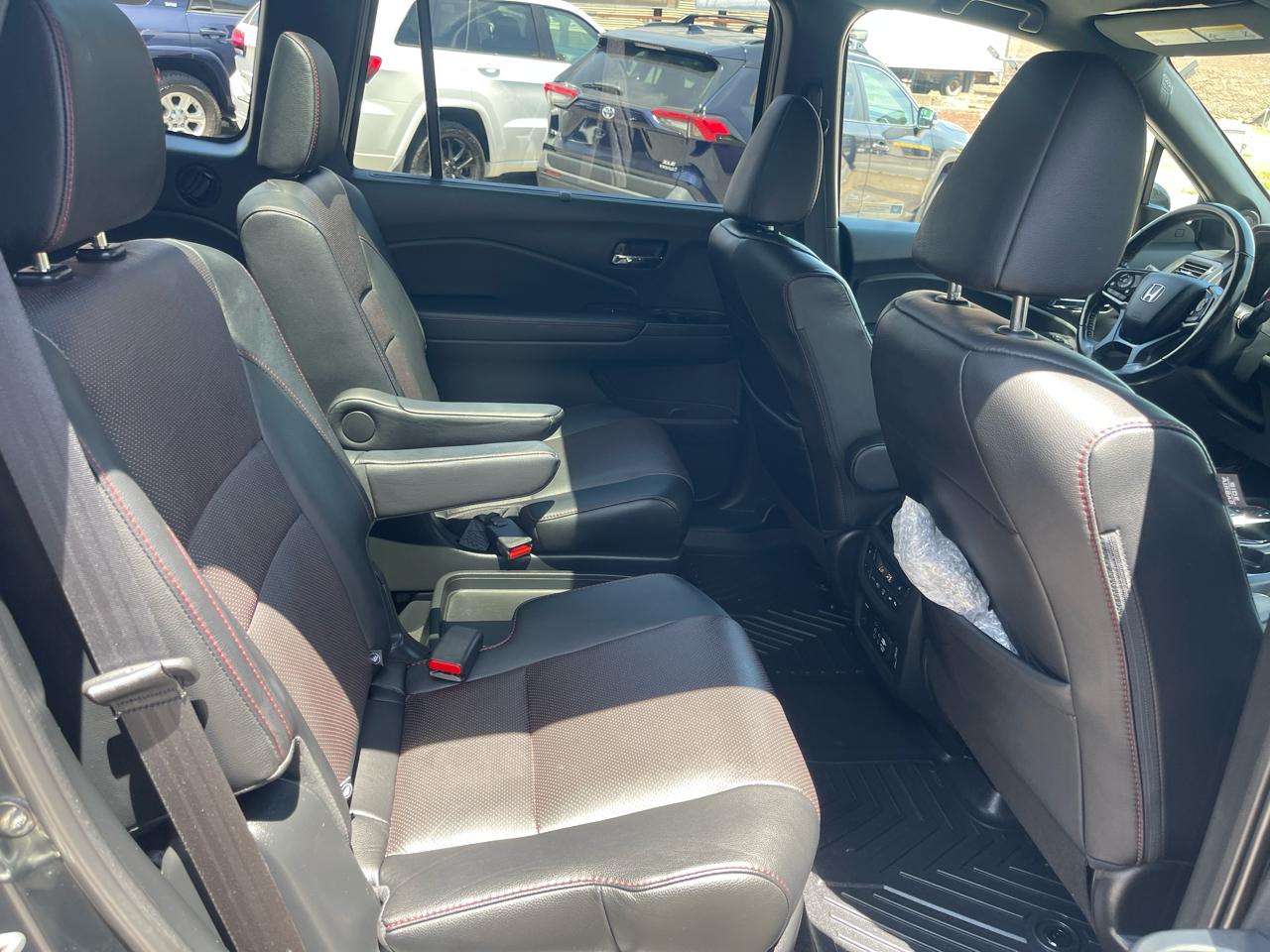 Honda Pilot Black Edition AWD 2021