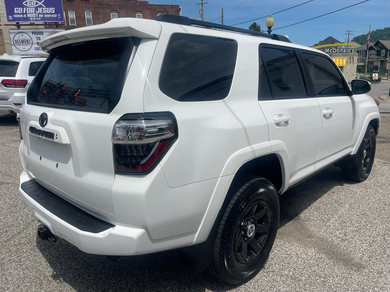 Toyota 4Runner Trail Special Edition 4WD (Natl) 2022