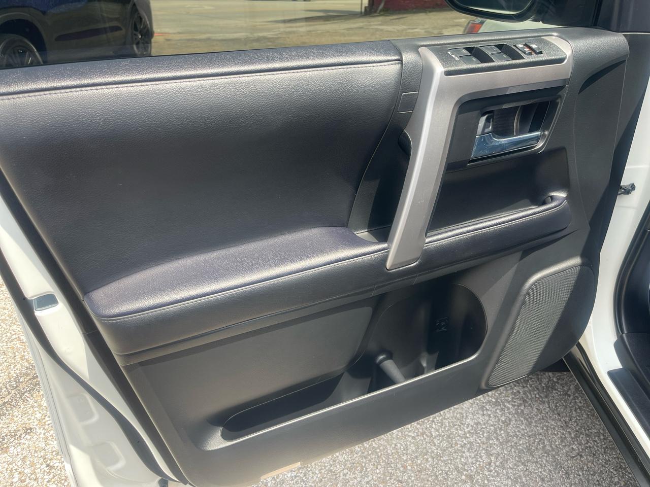 Toyota 4Runner Trail Special Edition 4WD (Natl) 2022