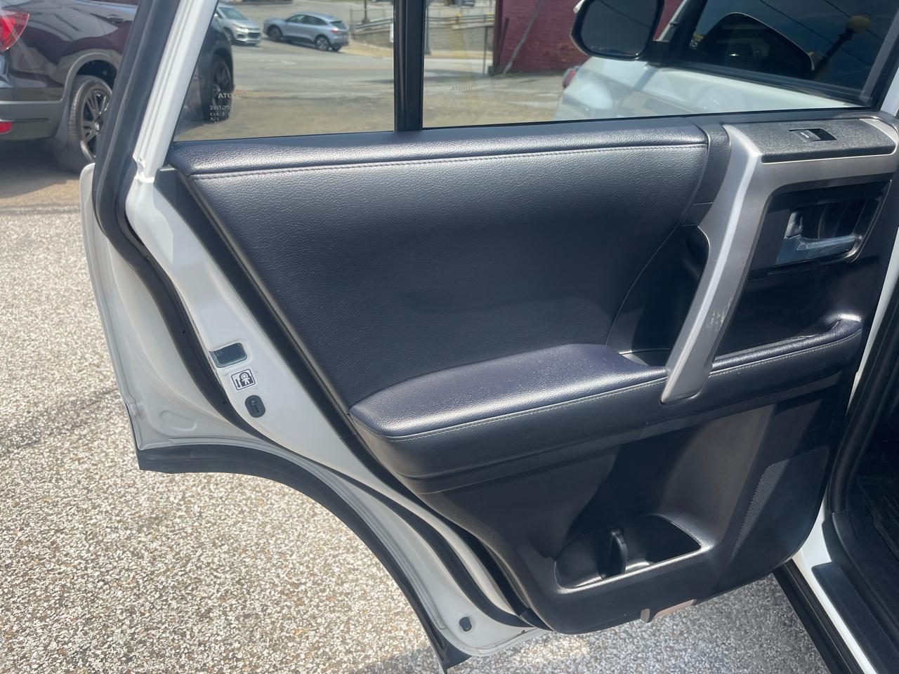 Toyota 4Runner Trail Special Edition 4WD (Natl) 2022