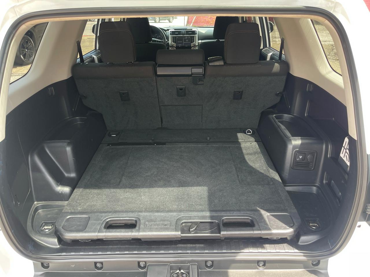 Toyota 4Runner Trail Special Edition 4WD (Natl) 2022