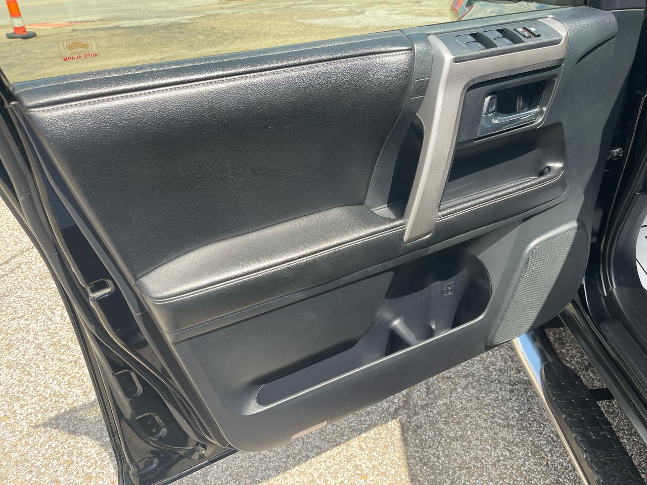 Toyota 4Runner 4WD 4dr V6 Trail Premium (Natl) 2015