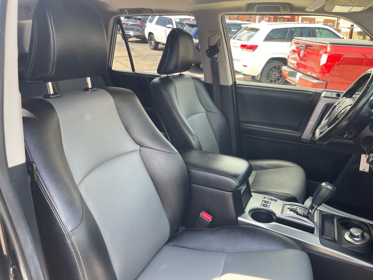 Toyota 4Runner 4WD 4dr V6 Trail Premium (Natl) 2015