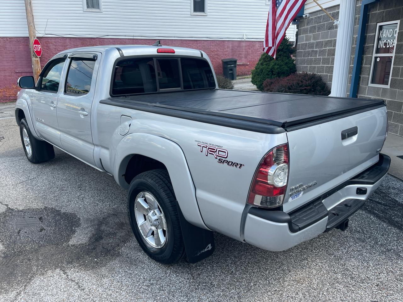Toyota Tacoma 4WD Double Cab LB V6 AT (Natl) 2012