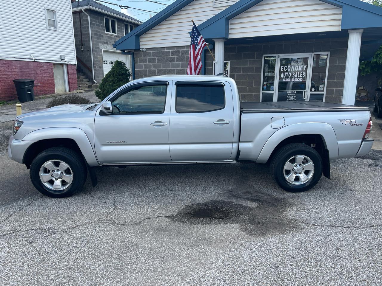 Toyota Tacoma 4WD Double Cab LB V6 AT (Natl) 2012