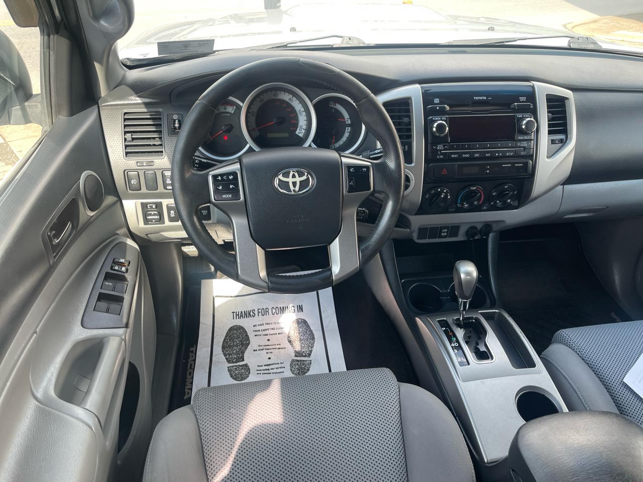Toyota Tacoma 4WD Double Cab LB V6 AT (Natl) 2012
