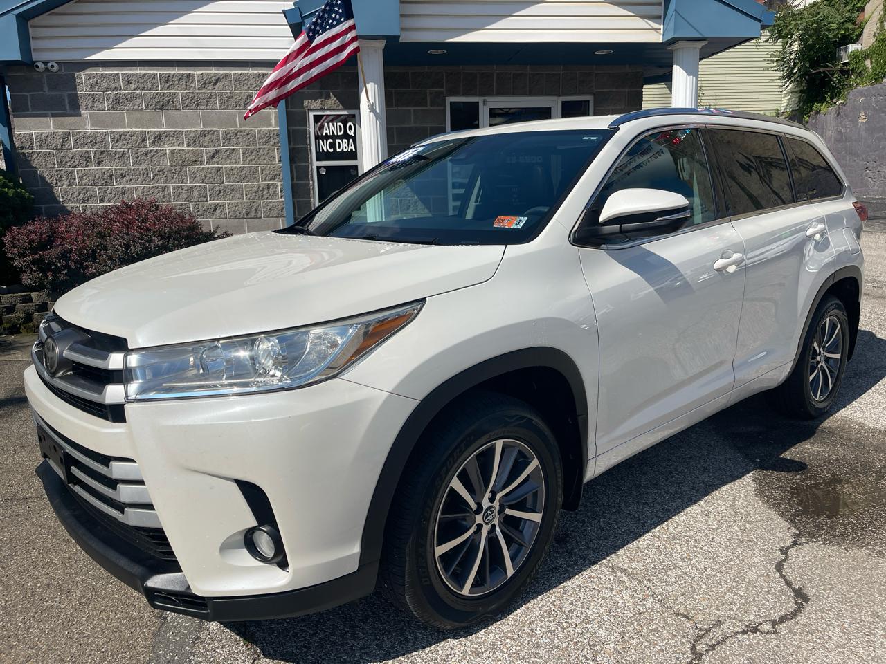 2017 Toyota Highlander XLE V6 AWD (Natl)