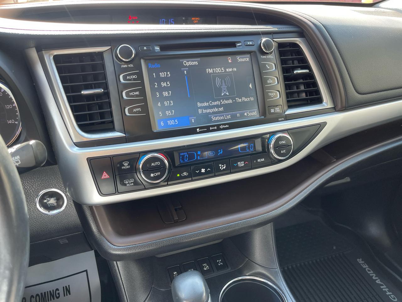 Toyota Highlander XLE V6 AWD (Natl) 2017