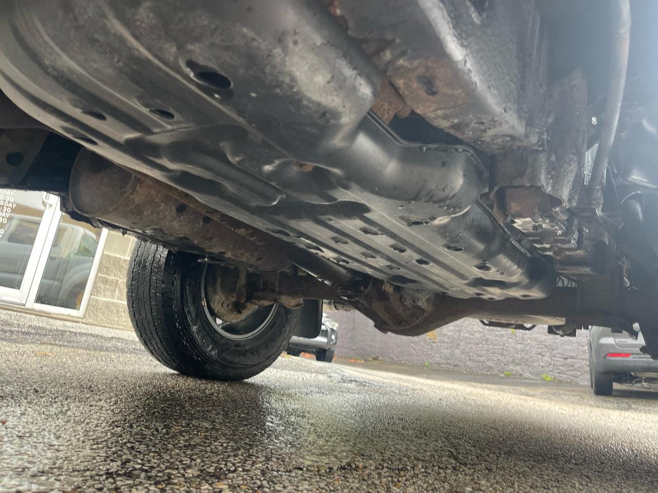 Toyota Tacoma 4WD Double V6 AT (Natl) 2011