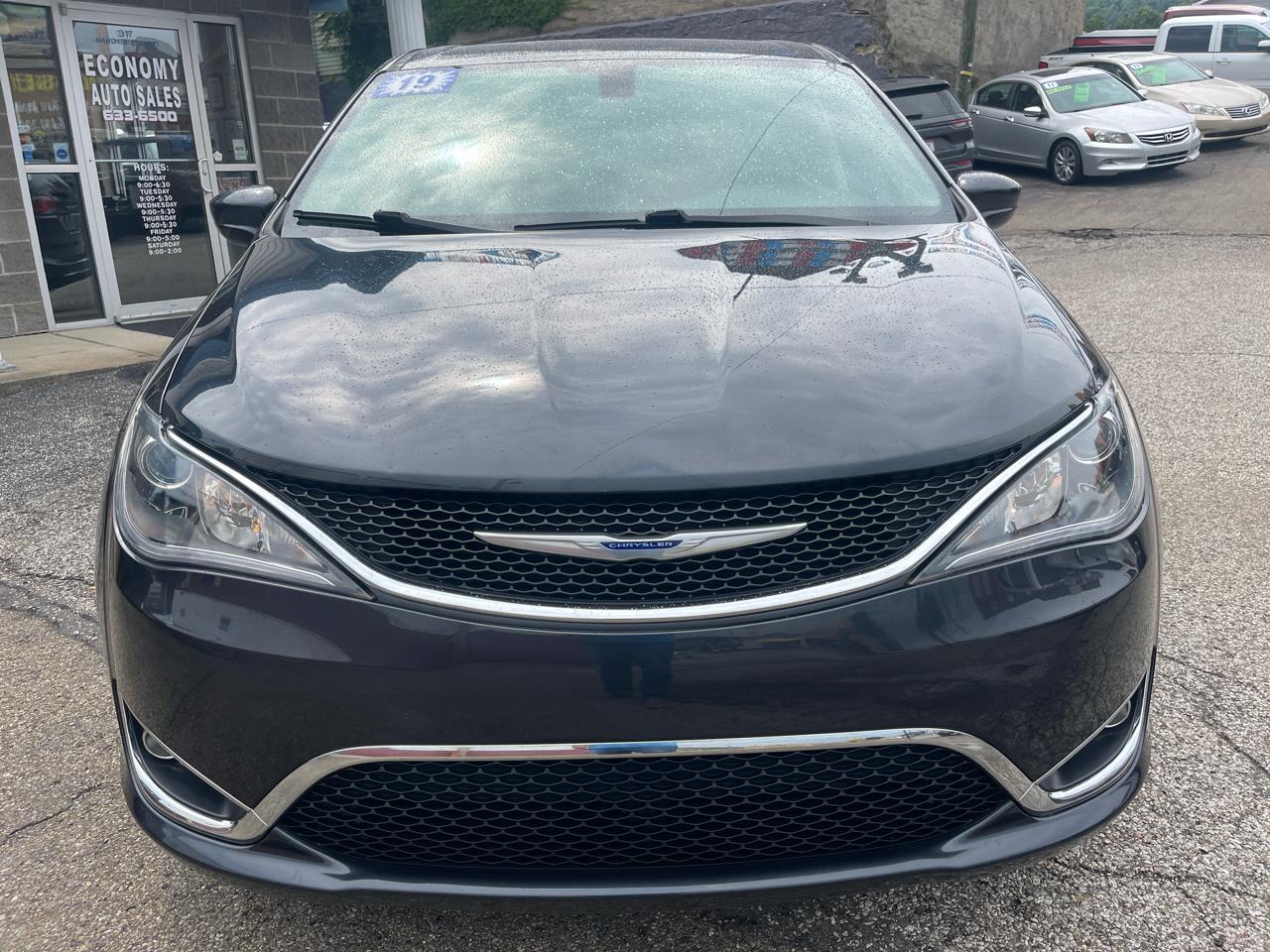 Chrysler Pacifica Touring Plus FWD 2019