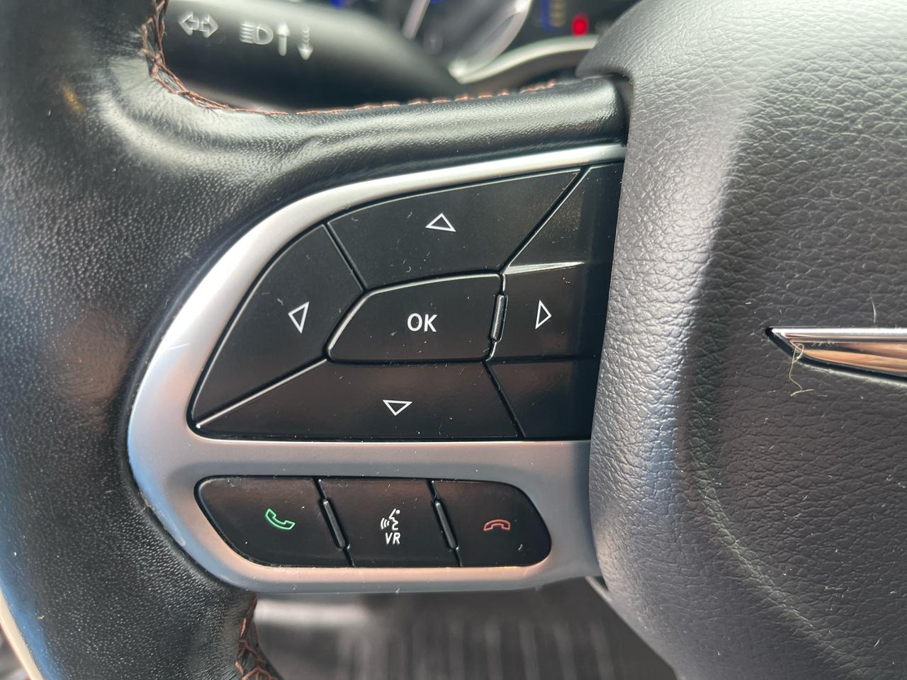 Chrysler Pacifica Touring Plus FWD 2019