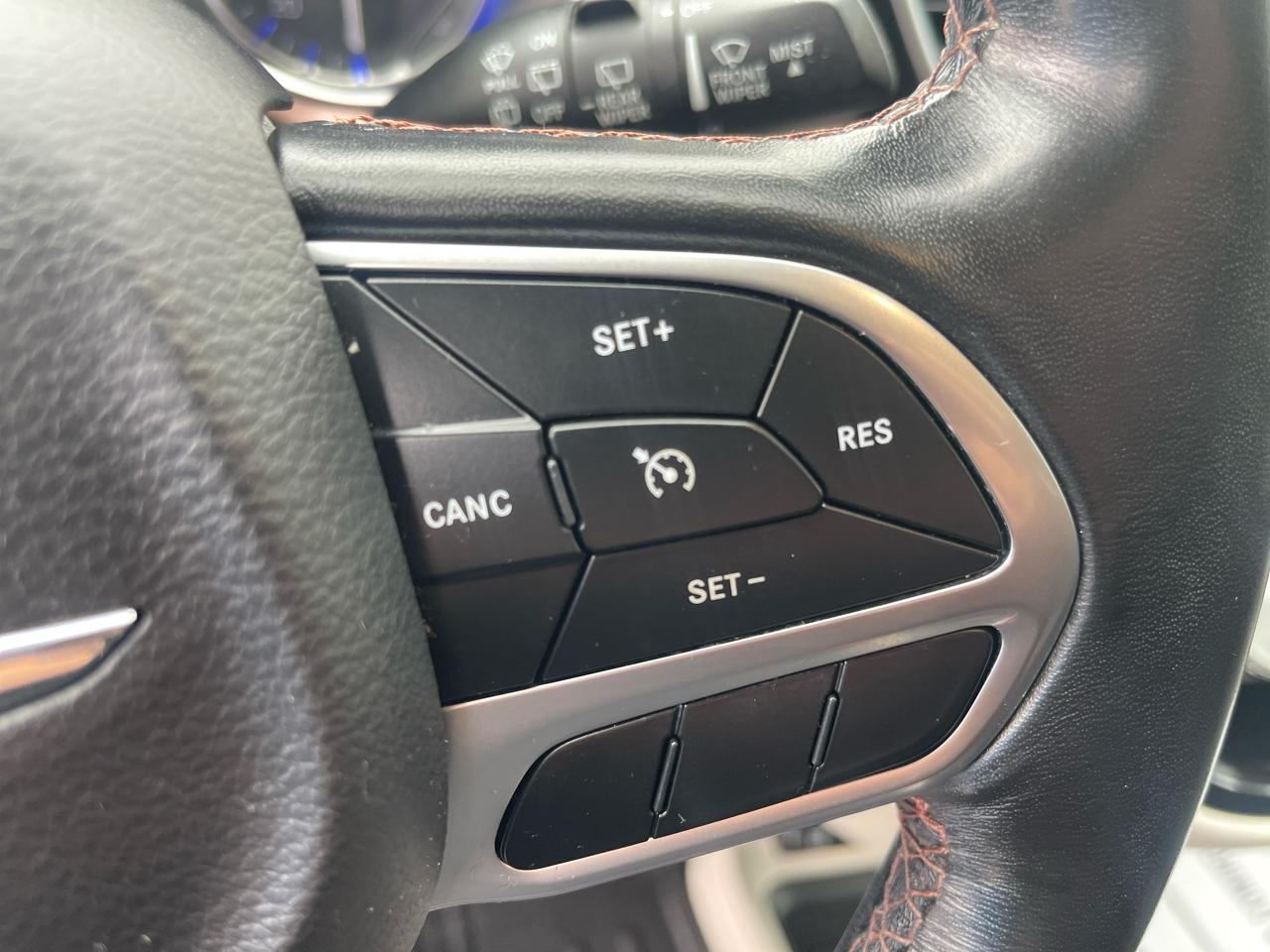 Chrysler Pacifica Touring Plus FWD 2019