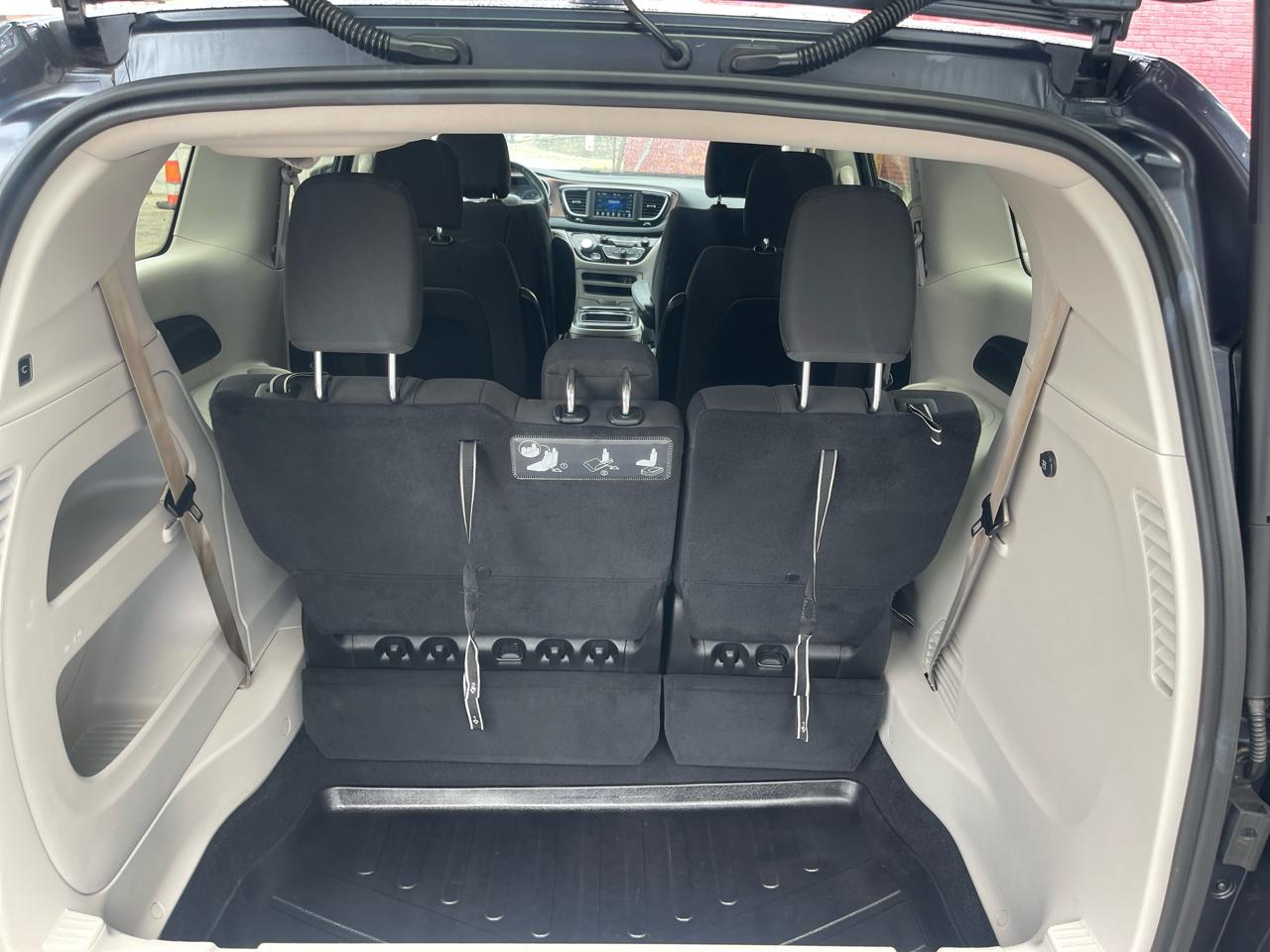 Chrysler Pacifica Touring Plus FWD 2019
