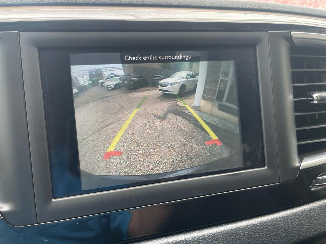 Chrysler Pacifica Touring Plus FWD 2019