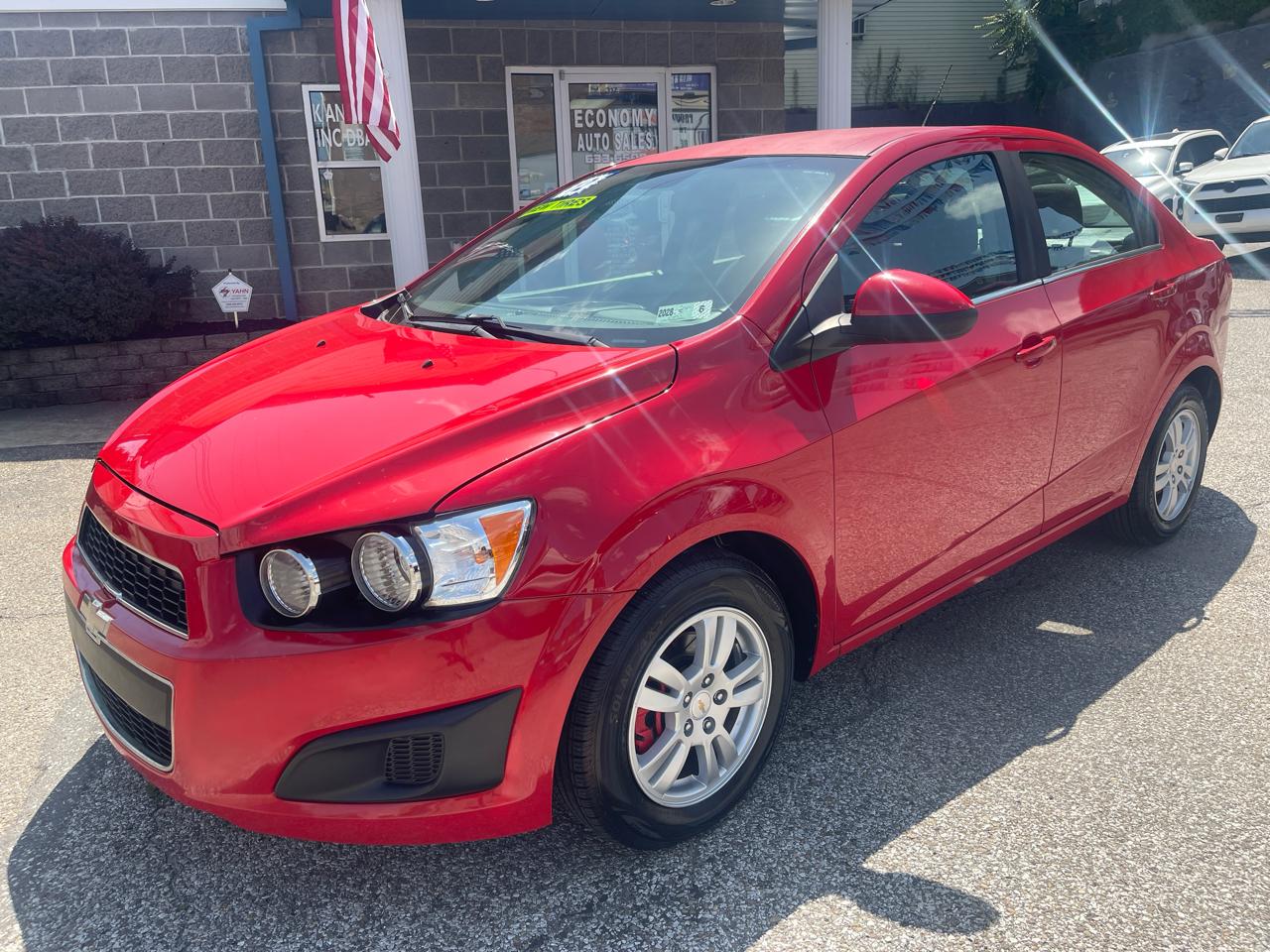 Chevrolet Sonic 4dr Sdn LT 2LT 2012