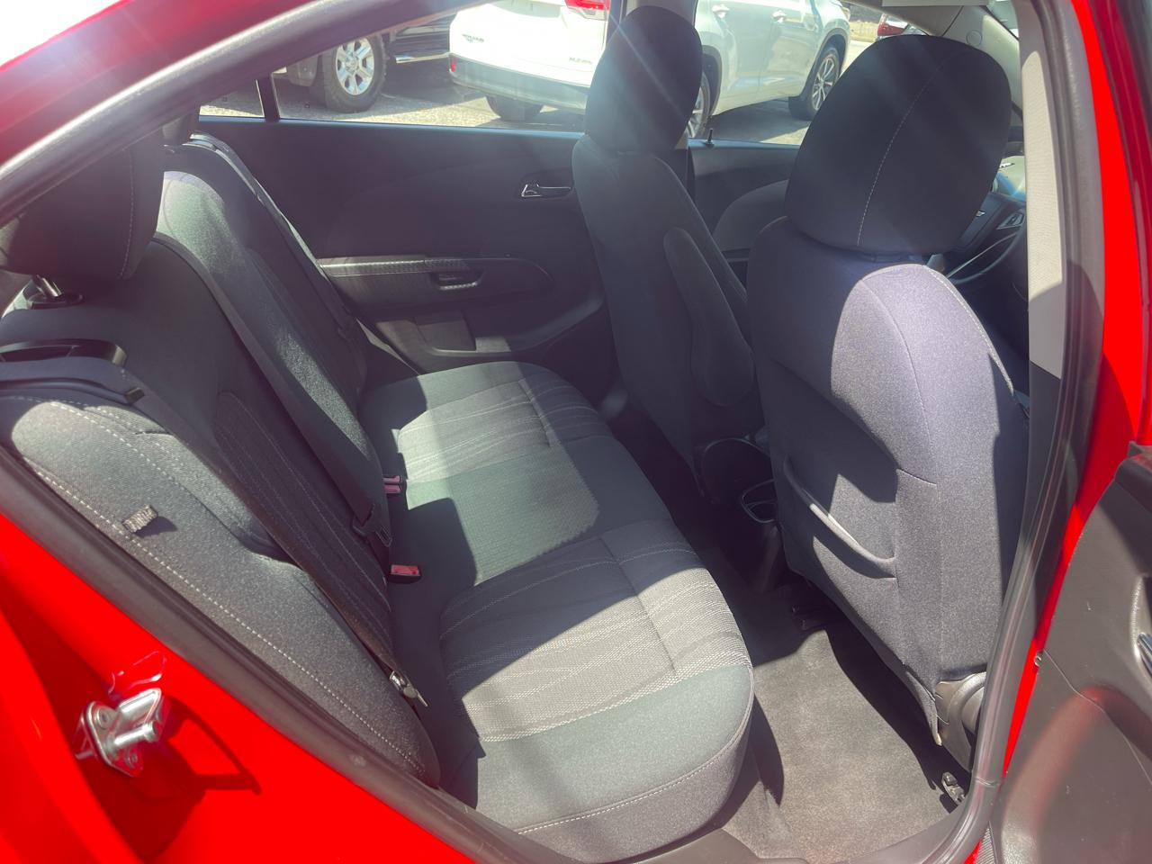 Chevrolet Sonic 4dr Sdn LT 2LT 2012