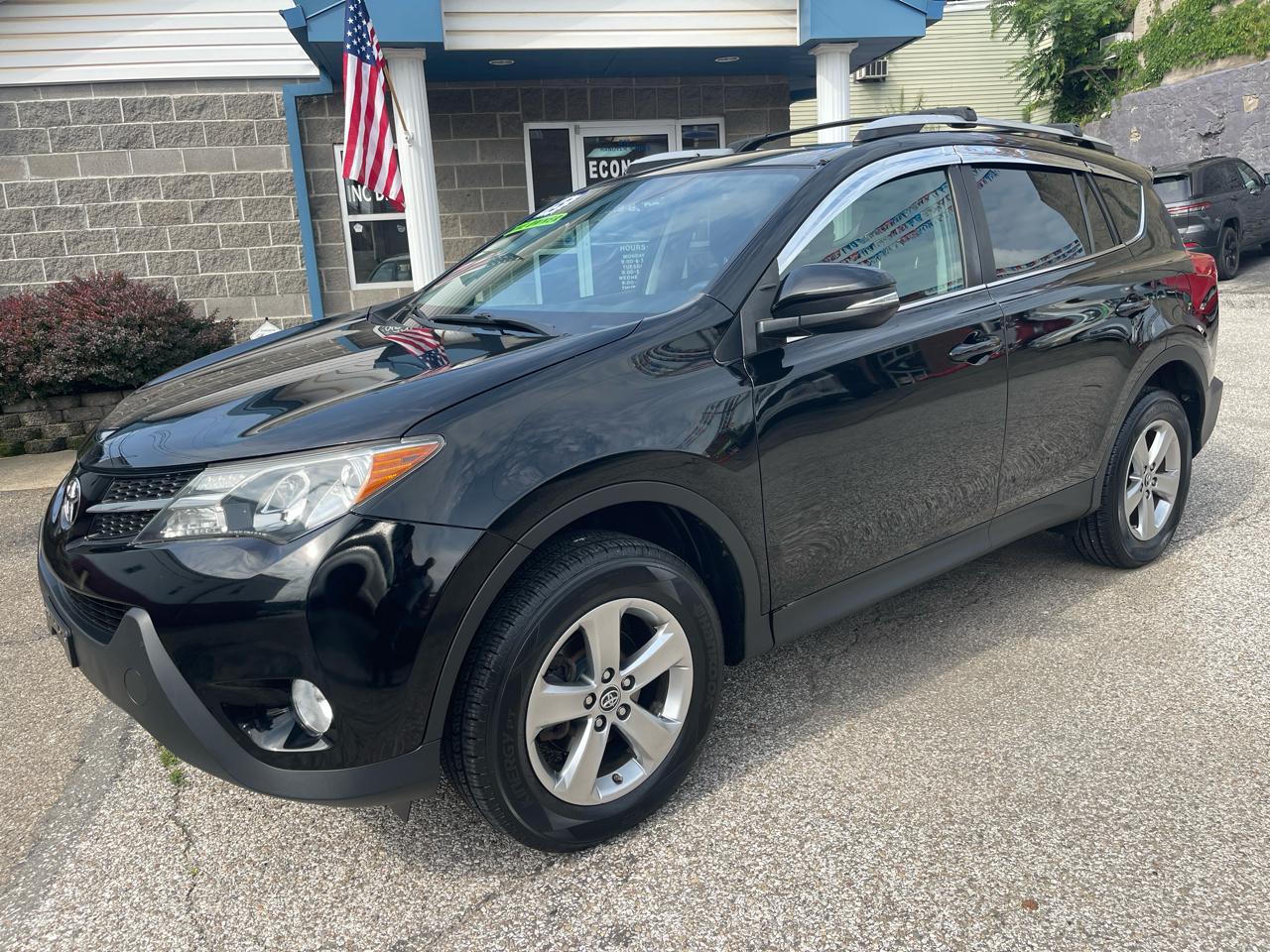 2015 Toyota RAV4 AWD 4dr XLE (Natl)