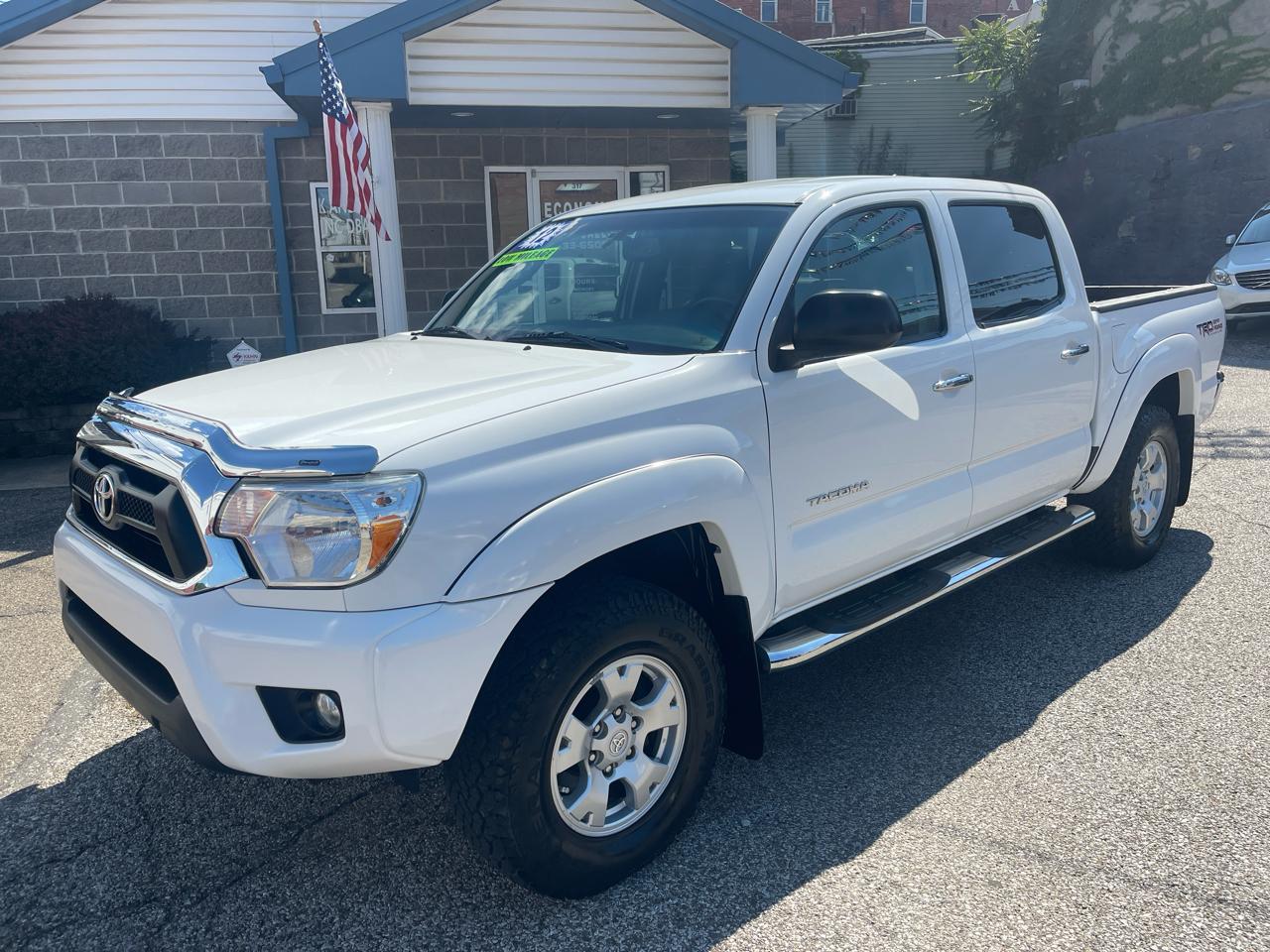 Toyota Tacoma 4WD Double Cab V6 AT TRD Off Road (Natl) 2012