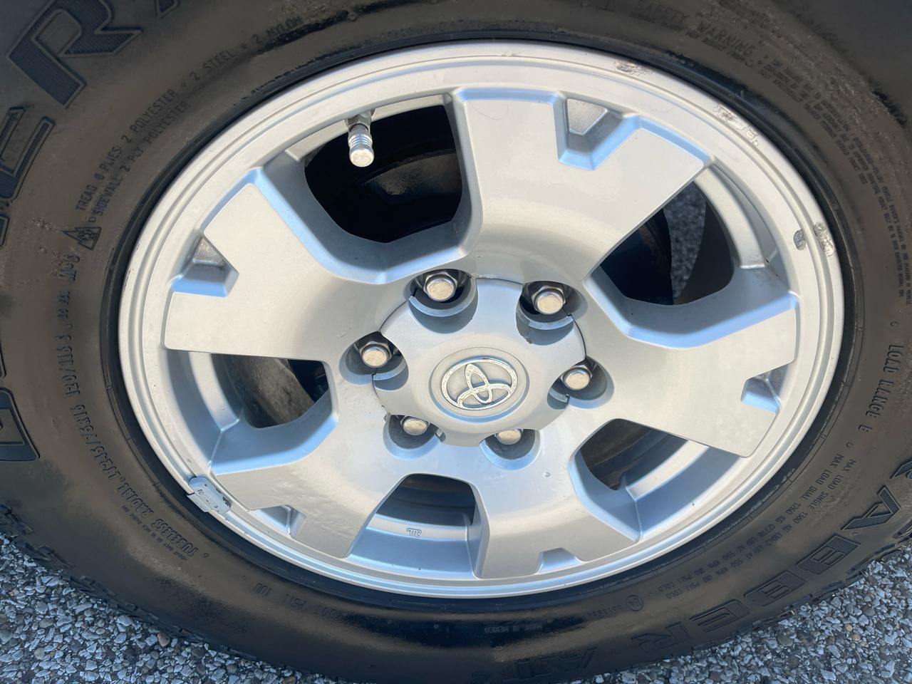 Toyota Tacoma 4WD Double Cab V6 AT TRD Off Road (Natl) 2012