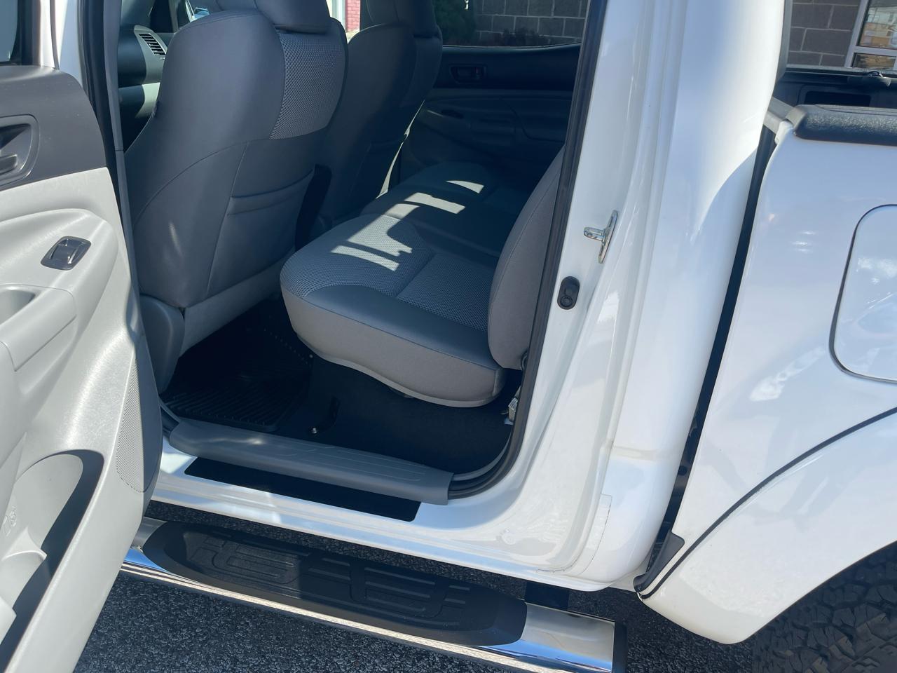 Toyota Tacoma 4WD Double Cab V6 AT TRD Off Road (Natl) 2012