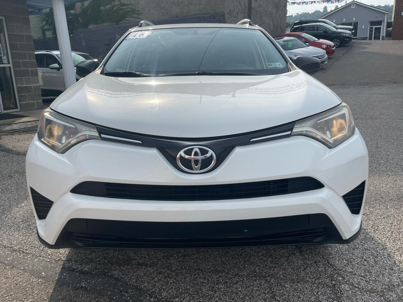 Toyota RAV4 AWD 4dr LE (Natl) 2016