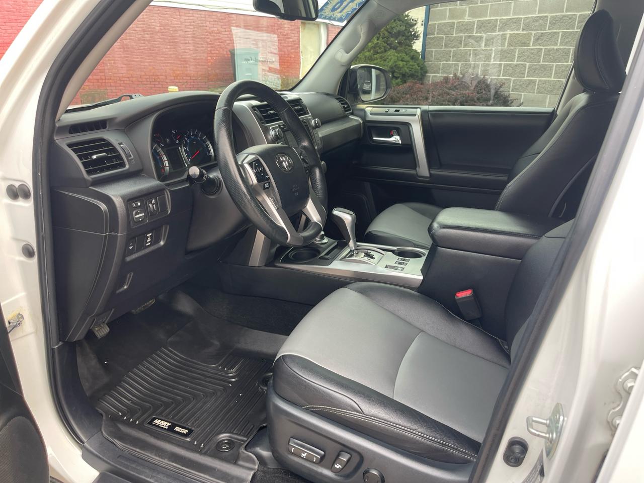 Toyota 4Runner SR5 Premium 4WD 2018