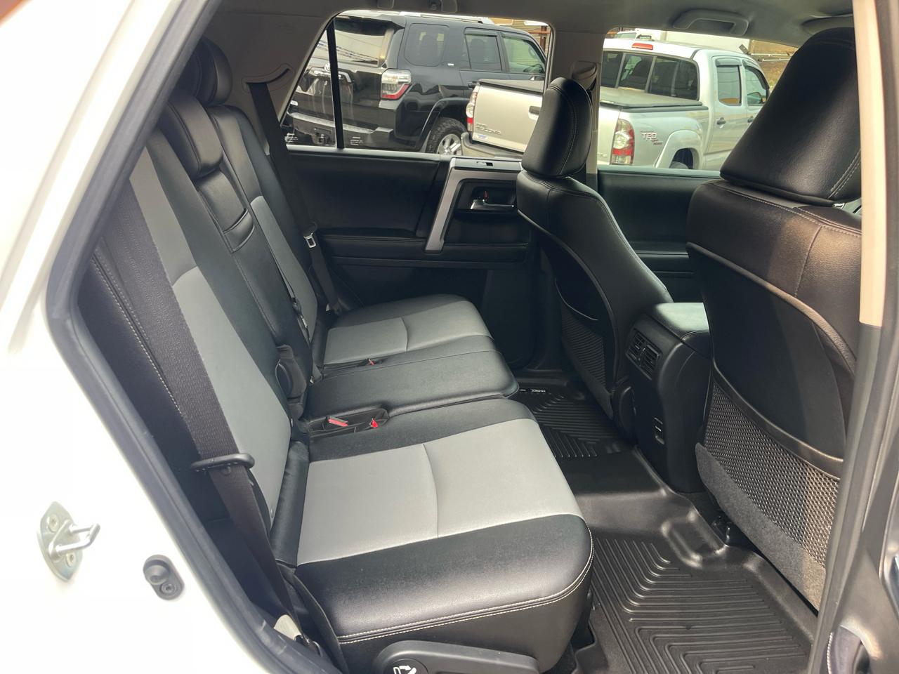 Toyota 4Runner SR5 Premium 4WD 2018