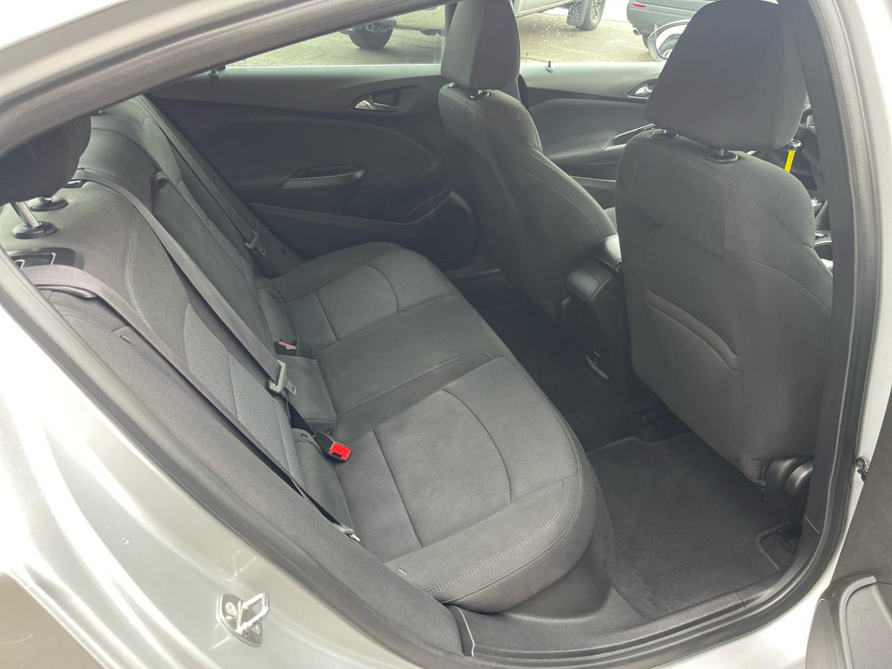Chevrolet Cruze 4dr Sdn 1.4L LT w/1SD 2017