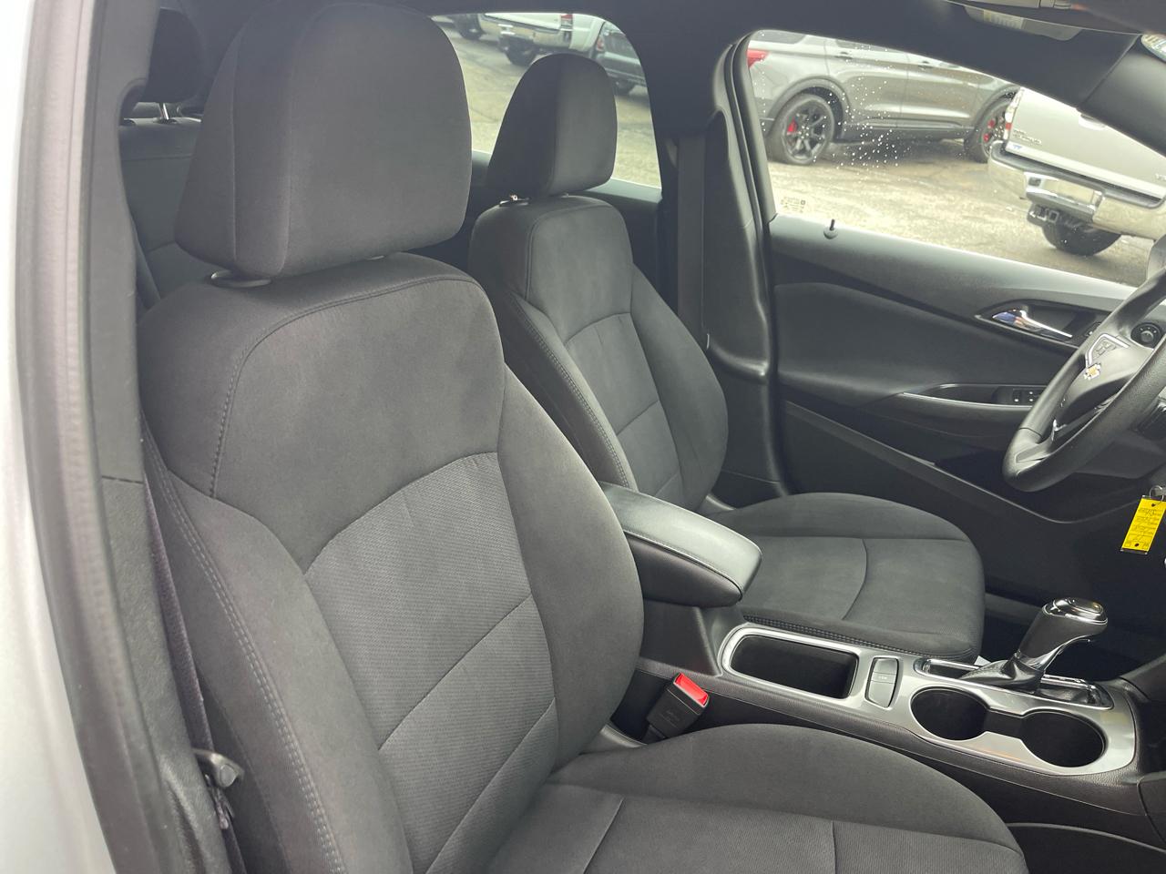 Chevrolet Cruze 4dr Sdn 1.4L LT w/1SD 2017