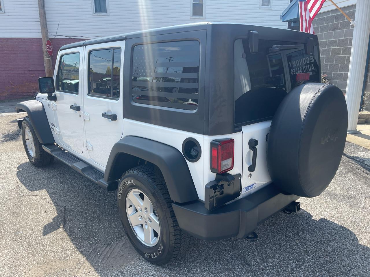 Jeep Wrangler Unlimited 4WD 4dr Sport 2016