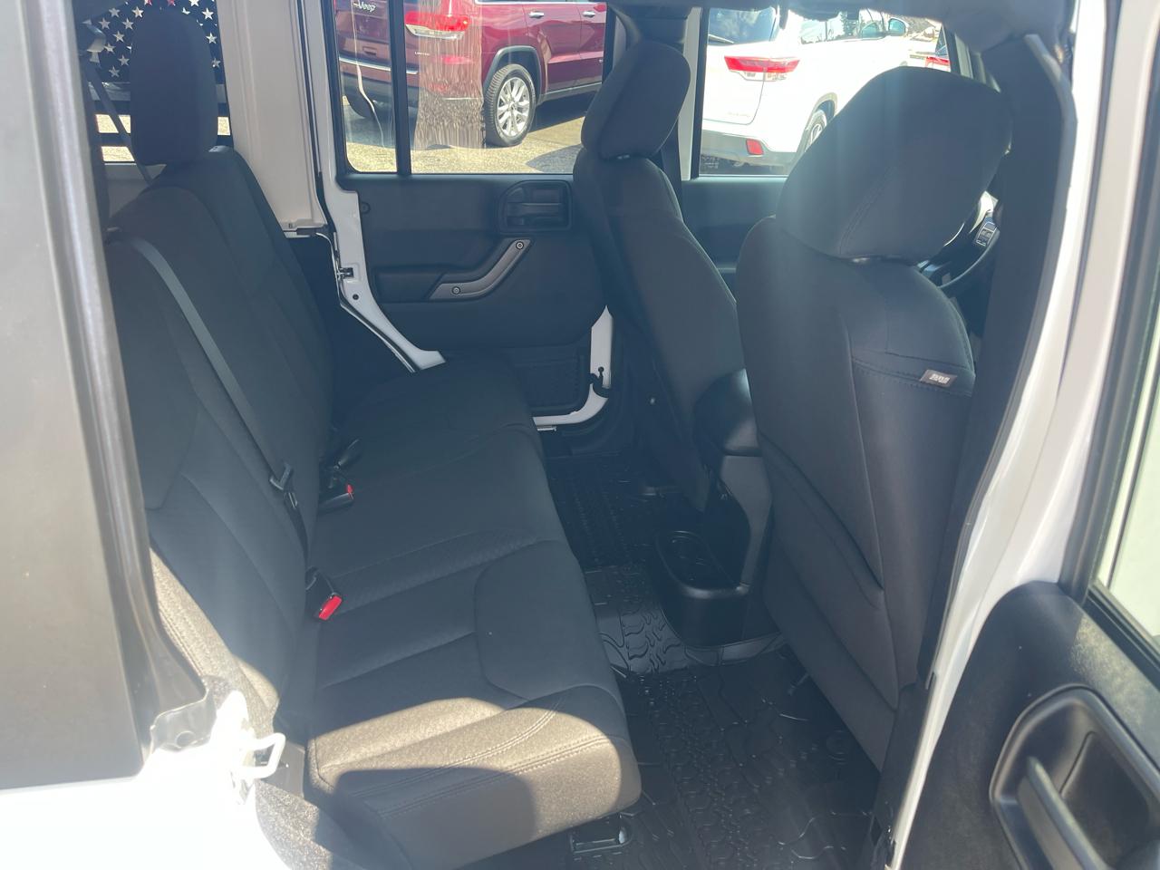 Jeep Wrangler Unlimited 4WD 4dr Sport 2016