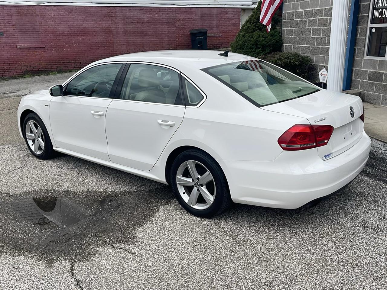 Volkswagen Passat 4dr Sdn 1.8T Auto S PZEV 2015