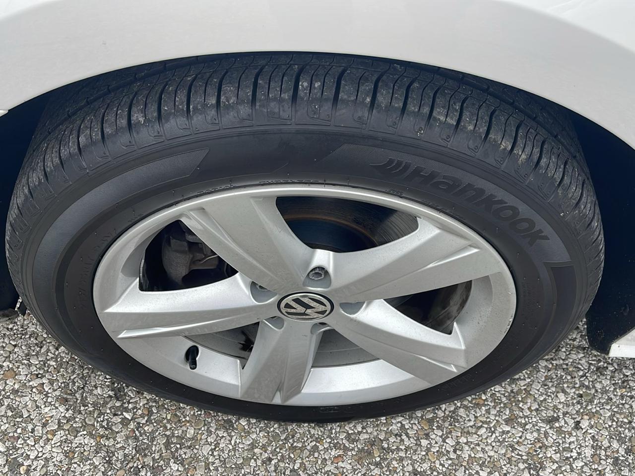 Volkswagen Passat 4dr Sdn 1.8T Auto S PZEV 2015