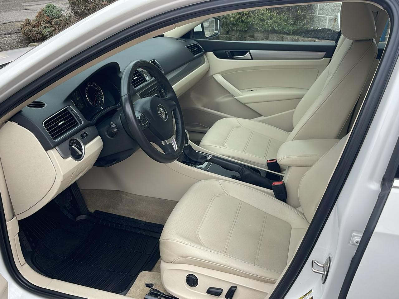 Volkswagen Passat 4dr Sdn 1.8T Auto S PZEV 2015
